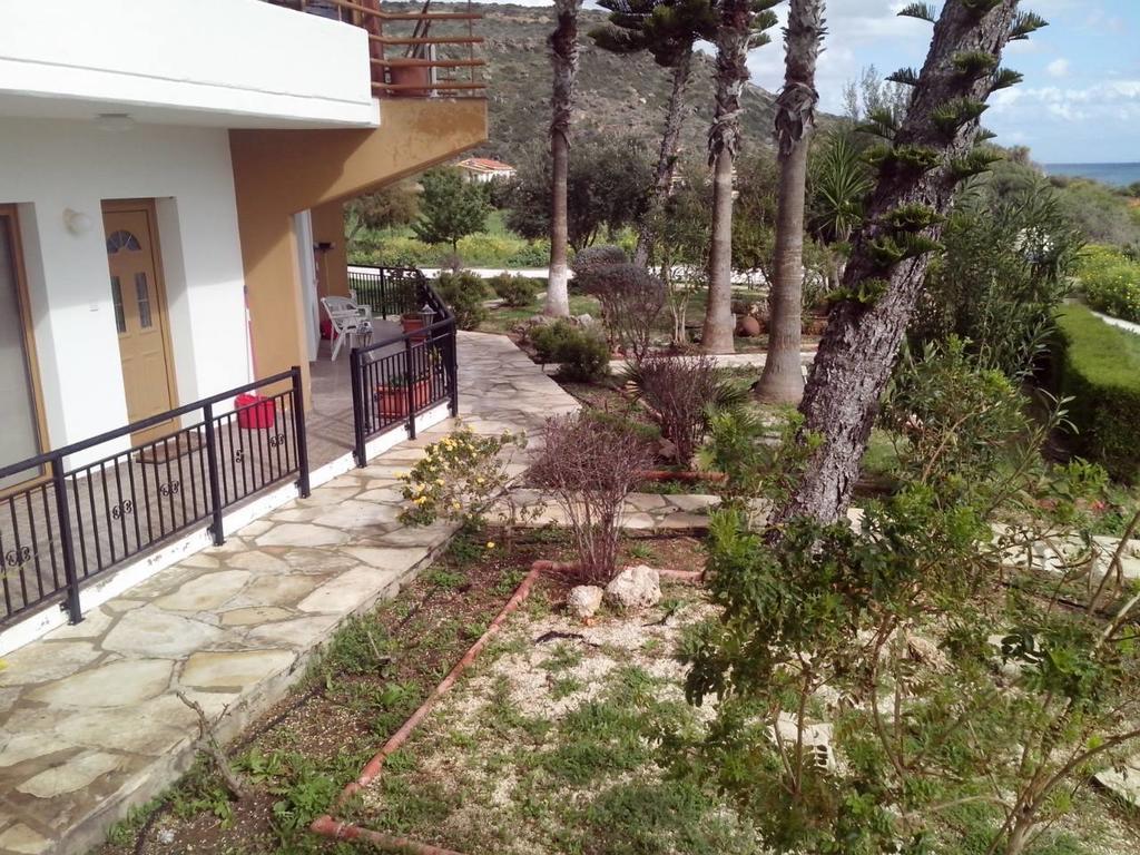 Yialos Apartments Pissouri Quarto foto