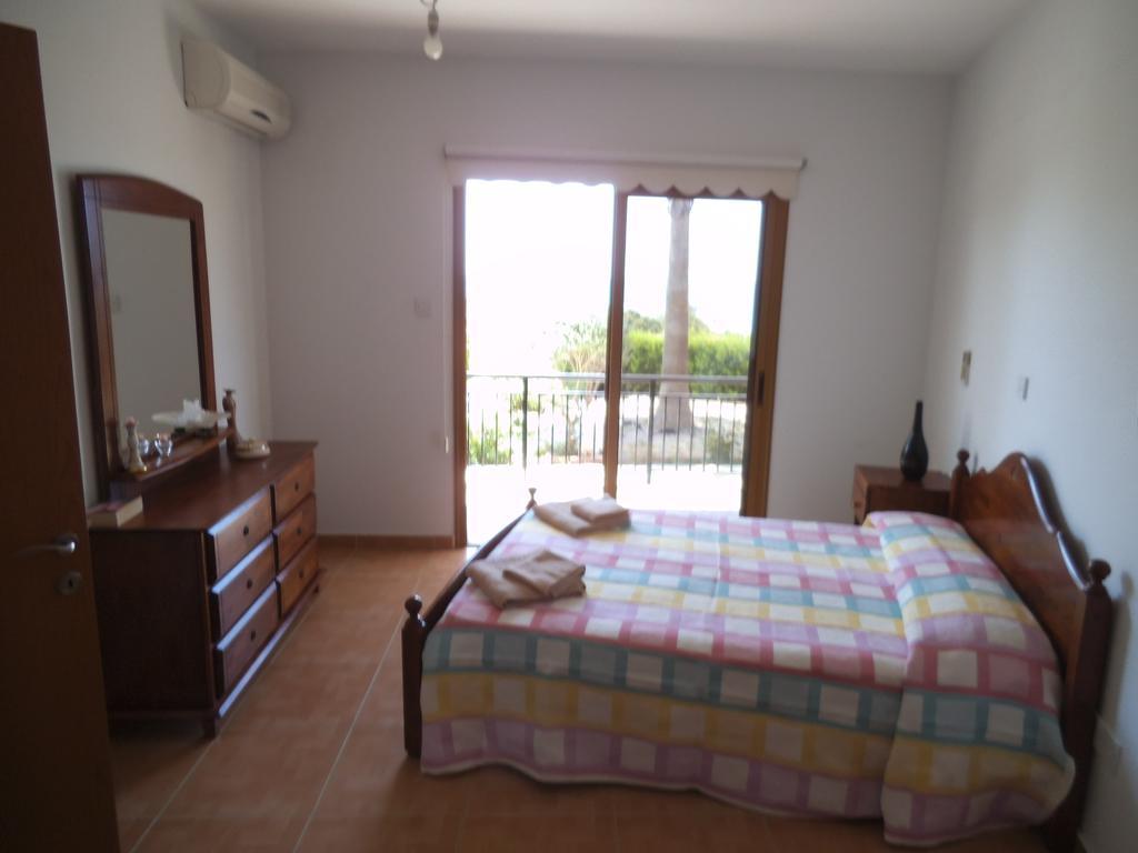 Yialos Apartments Pissouri Quarto foto